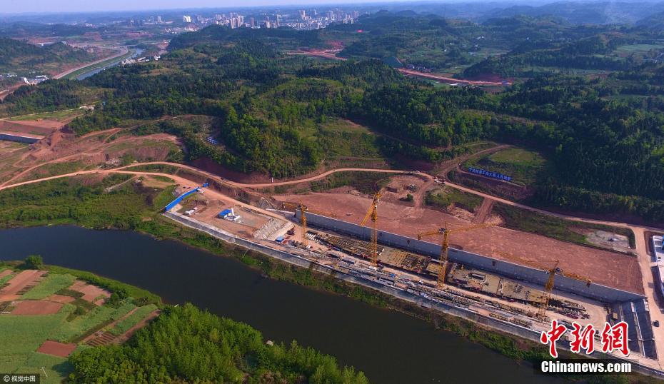 China constrói réplica do Titanic em escala real