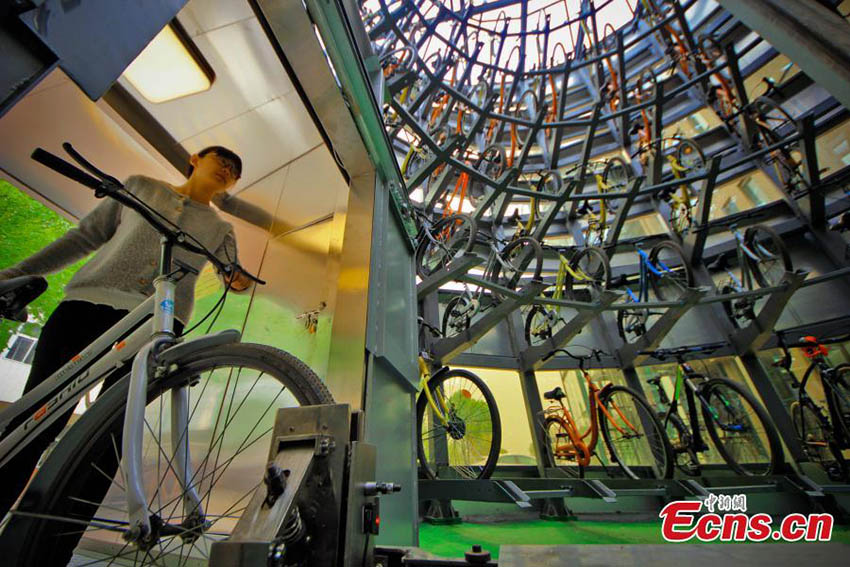 Inovador estacionamento para bicicletas instalado em universidade da China