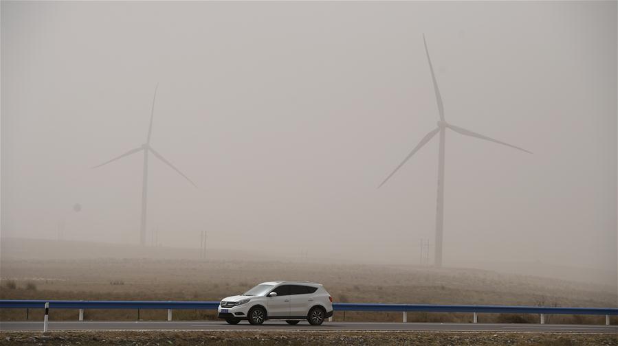 Tempestade de areia atinge o noroeste da China