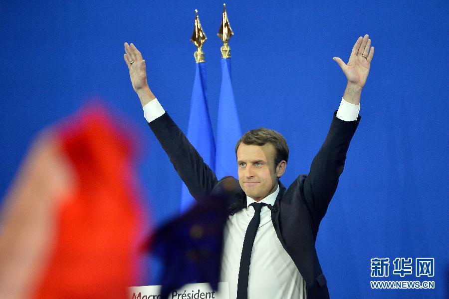 Macron e Le Pen lideram a primeira ronda das elei??es presidenciais da Fran?a