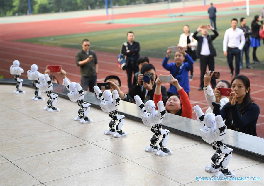 Qualifica??es de Chongqing da Competi??o Juvenil de Robótica