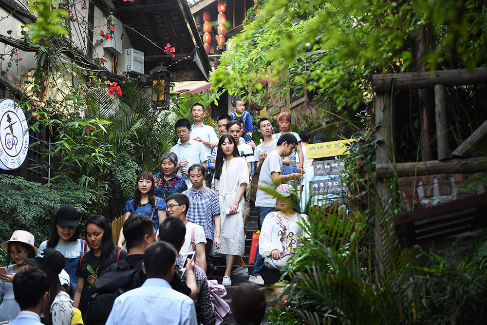 China totaliza descola??o de 134 milh?es de turistas no feriado do Dia dos Trabalhadores