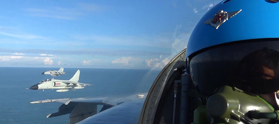 Frota do Mar da do Sul da China realiza treinamento aéreo avan?ado