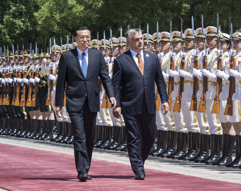 Premiês chinês e esloveno trocam felicita??es pelo aniversário de la?os diplomáticos bilaterais