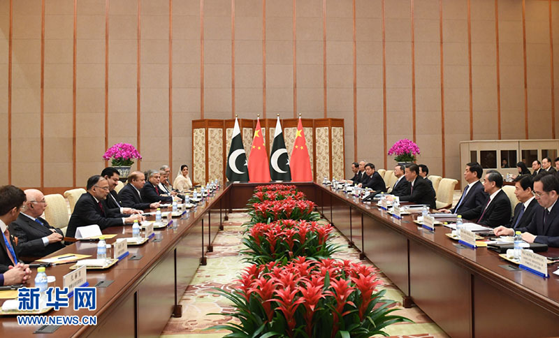 Presidente chinês pede que constru??o do Corredor Econ?mico China-Paquist?o seja impulsionada