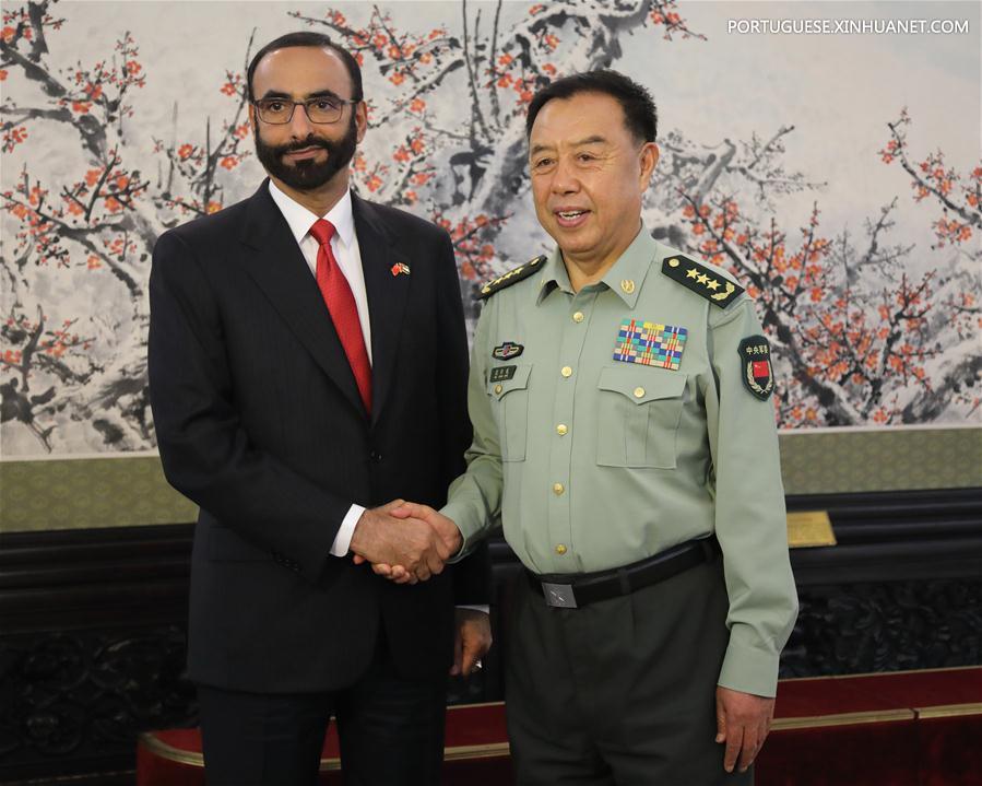China e Emirados árabes prometem avan?ar coopera??o militar