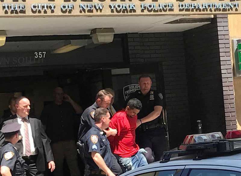 Atropelamento em Times Square em Nova Iorque deixa um morto e 22 feridos