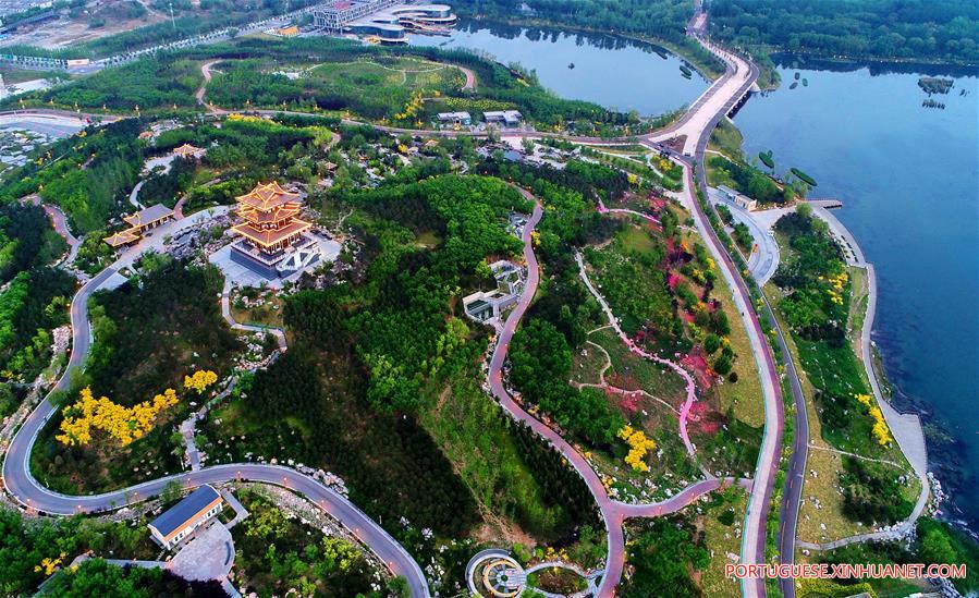 Paisagem do Parque Lago do Sul em Hebei no norte da China