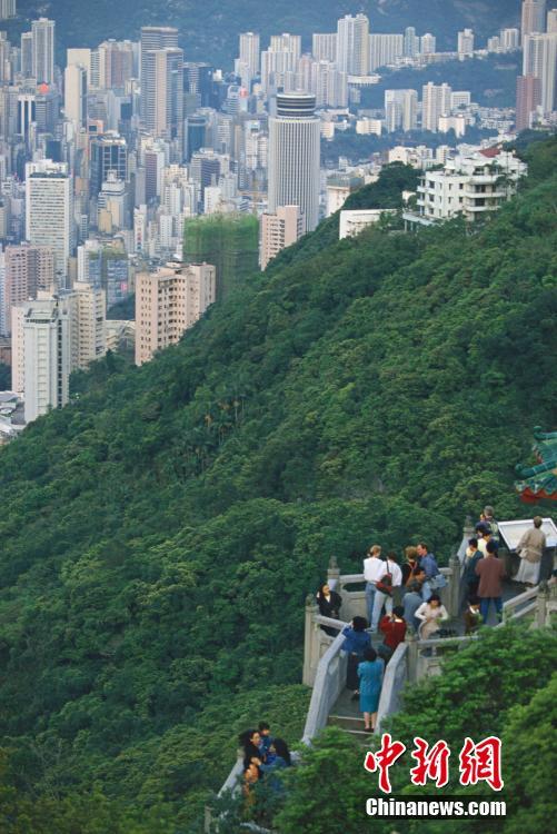 Hong Kong prepara 20o aniversário do retorno à pátria