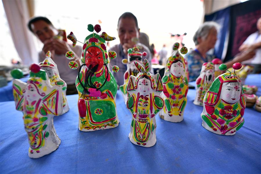 Exposi??o de patrim?nios culturais imateriais em Linyi no leste da China