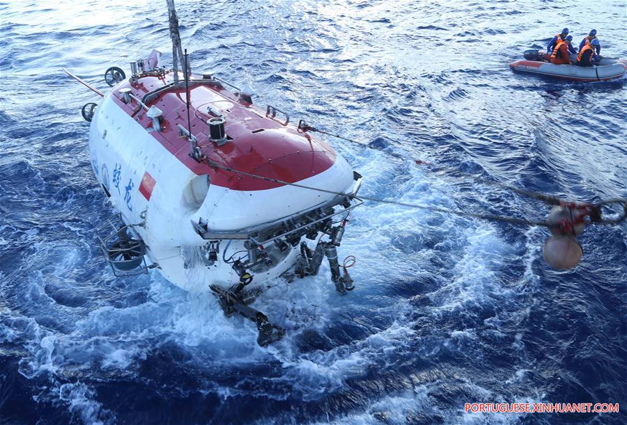 Submersível tripulado da China Jiaolong completa seu 151o mergulho