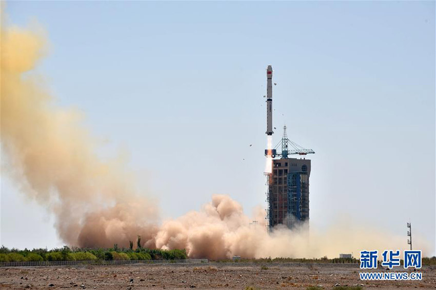China lan?a telescópio espacial para estudar buracos negros e pulsares