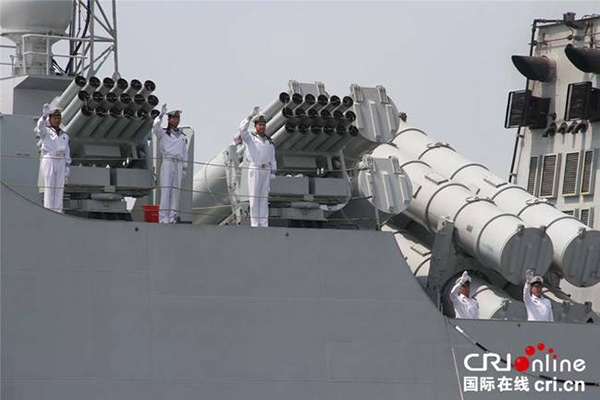 Flotilha da Marinha chinesa com?a a visitar o Ir?
