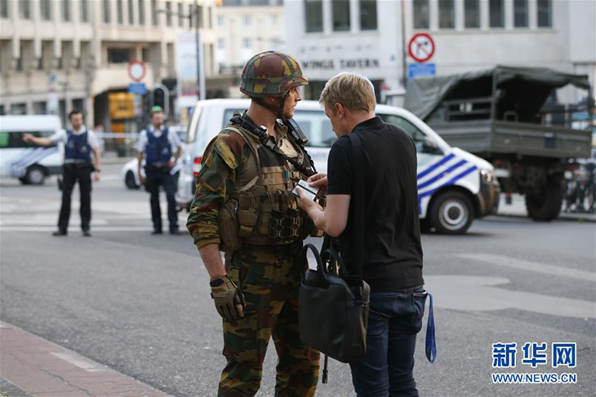 Esta??o central de Bruxelas evacuada após explos?o