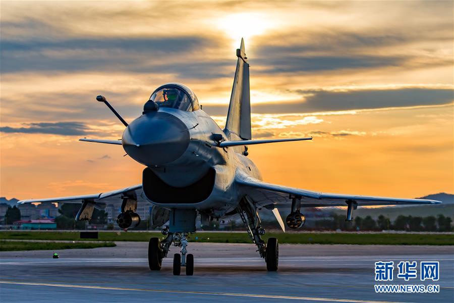 Ca?a J-10B participará dos Jogos Mundiais Militares 2017