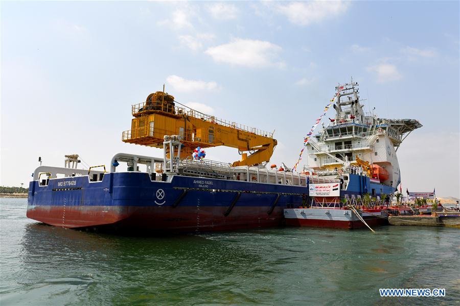 Egito desvenda embarca??o multifuncional de abastecimento fabricada pela China, maior no Oriente Médio