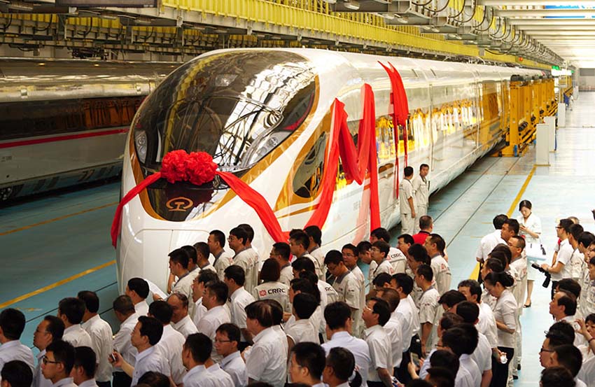 China: Novos trens-bala entram em circula??o entre Beijing e Shanghai