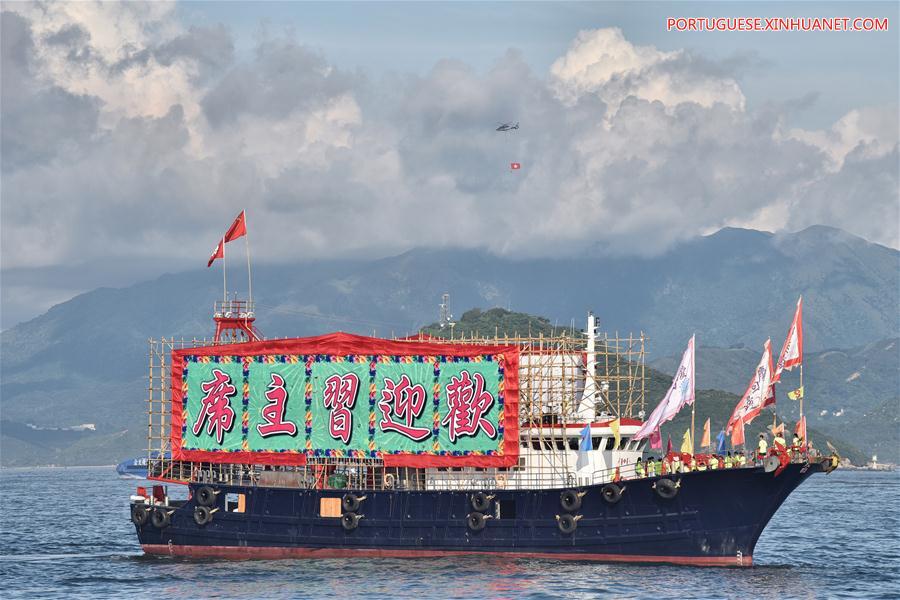 Desfile de barcos pesqueiros celebra 20o aniversário da RAEHK