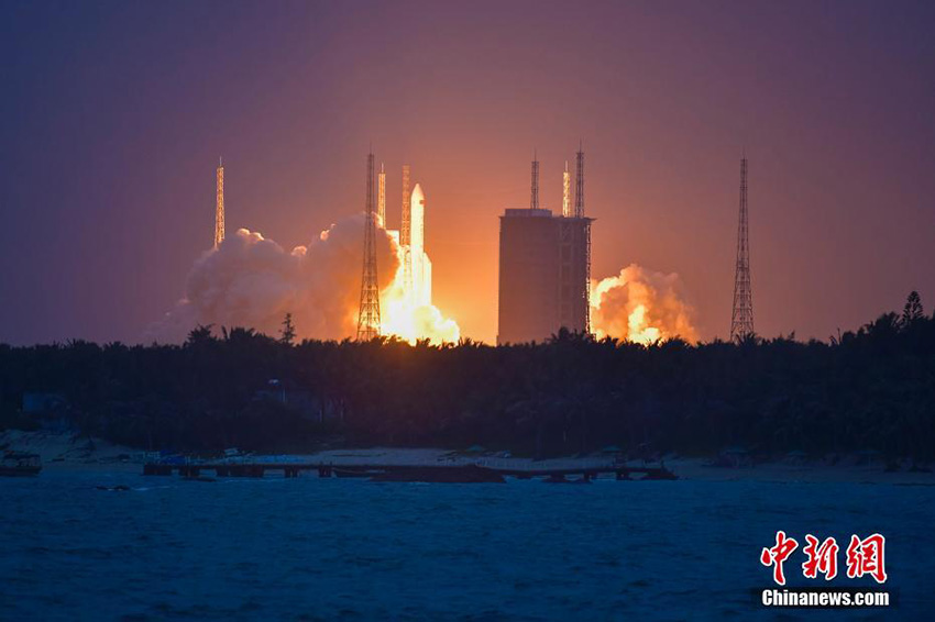 Longa Marcha-5: Falha Lan?amento de foguete chinês para colocar satélite em órbita