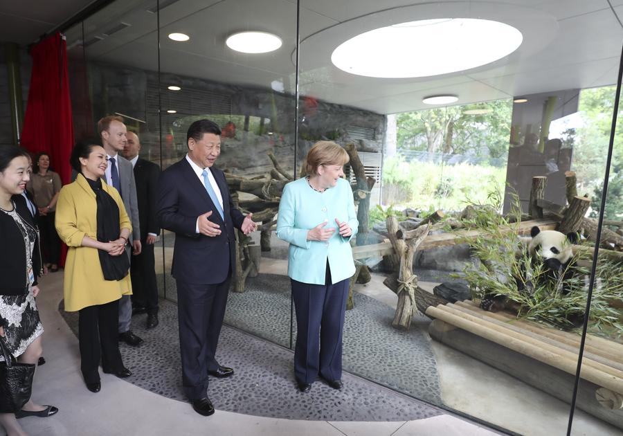 Presidente Xi Jinping presente na inaugura??o do Jardim do Panda em Berlim