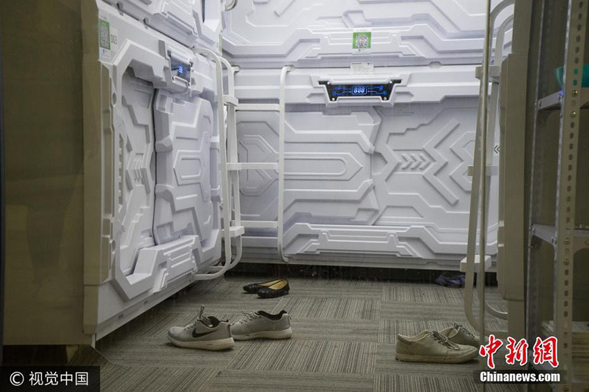 “Hotel-cápsula” oferece espa?o de descanso compartilhado em Beijing