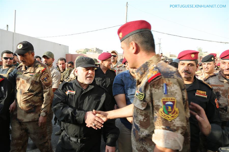 Iraquianos comemoram vitória histórica sobre o Estado Islamico em Mosul