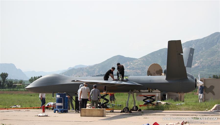 Drone chinês CH-5 conclui voo experimental