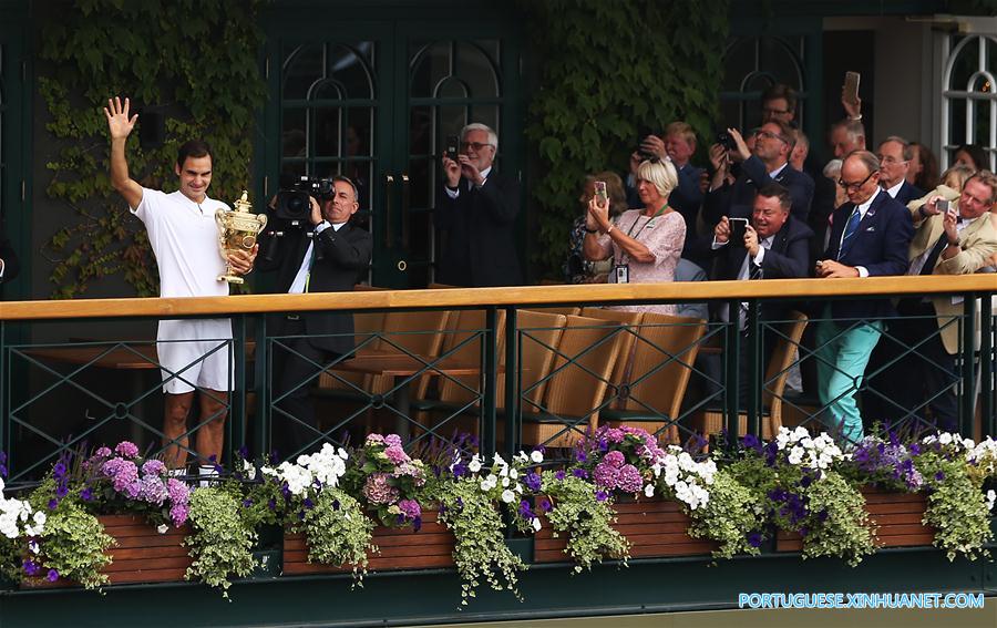 Federer conquista 8o título em Wimbledon