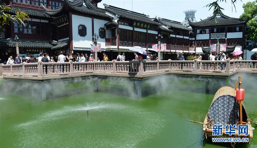 Shanghai dispersa “torres de ar condicionado” públicas pelas ruas da cidade
