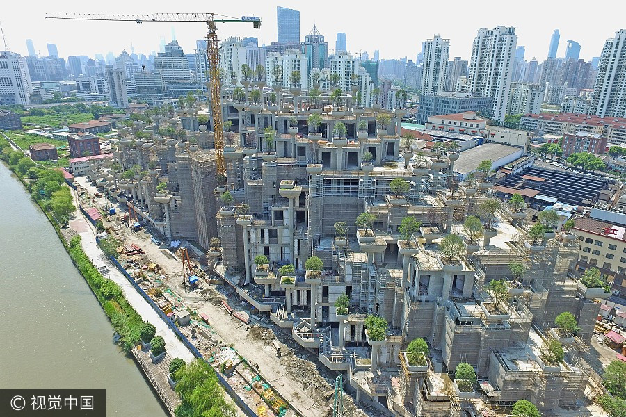 “Jardins Suspensos da Babil?nia”: o peculiar complexo comercial e hoteleiro nas margens do rio Suzhou, em Shanghai