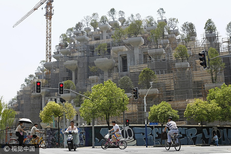 “Jardins Suspensos da Babil?nia”: o peculiar complexo comercial e hoteleiro nas margens do rio Suzhou, em Shanghai