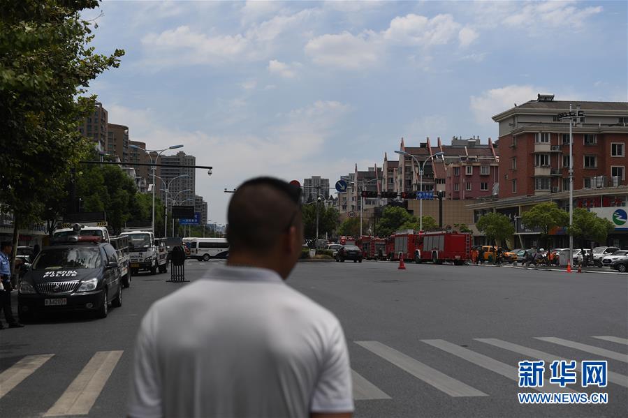 Explos?o em loja deixa 2 mortos e 55 feridos em Hangzhou