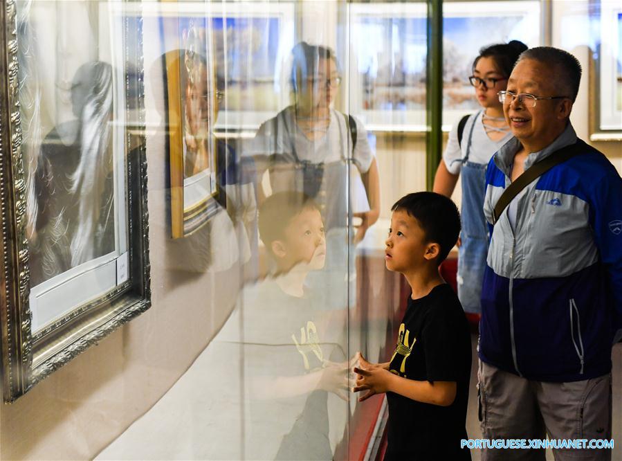Exposi??o do bordado Bohai Mohe em Harbin, no nordeste da China