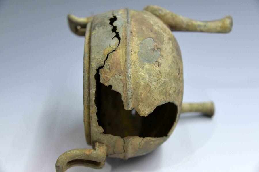 Restaura??o de utensílios de bronze em destaque em Wuhan