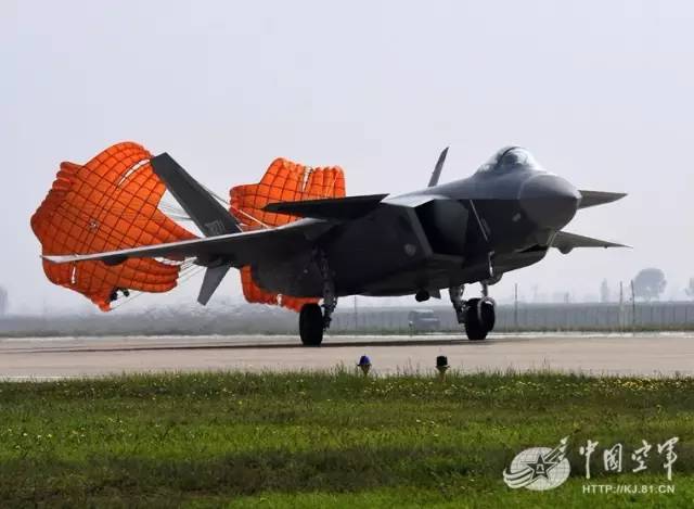 Galeria: ca?a J-20 da For?a Aérea da China
