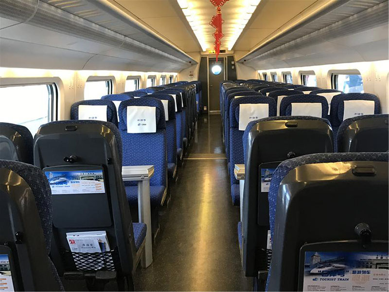 Primeiro trem de alta velocidade na Mongólia Interior entra em funcionamento