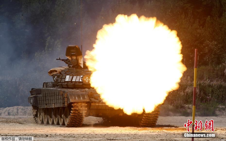 Tanques militares competem nos Jogos Internacionais do Exército 2017