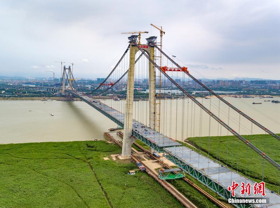 Mega Constru??o: Concluída a maior ponte em estrutura treli?ada de a?o da China