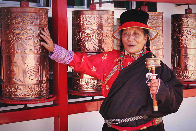Distrito de Yushu recuperado do terremoto devastador de 2010