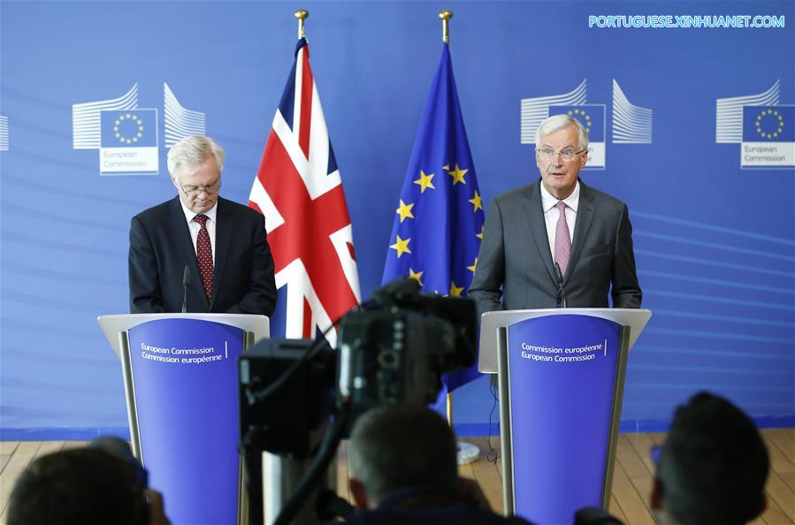 UE pede mais clareza enquanto Reino Unido busca flexibilidade antes do início da 3a Rodada da Brexit