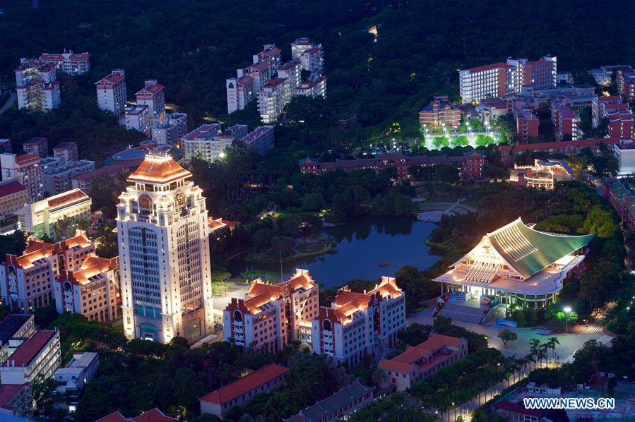 Galeria: vista noturna de Xiamen, cidade anfitri? da cúpula dos BRICS 2017