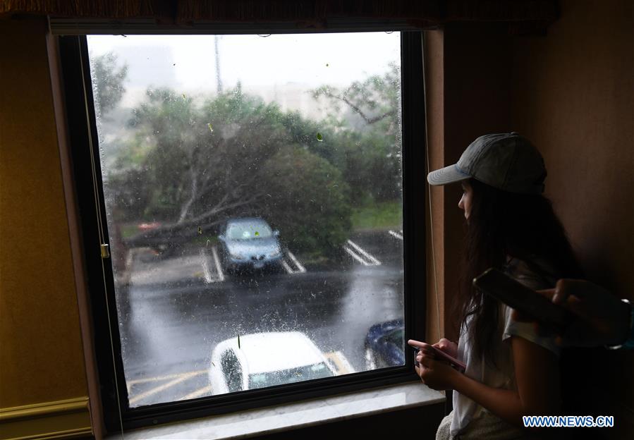 Furac?o Irma atinge Florida Keys nos EUA