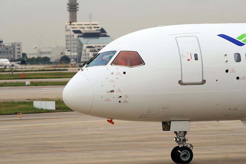 Avi?o chinês C919 voa dobro do tempo no segundo teste