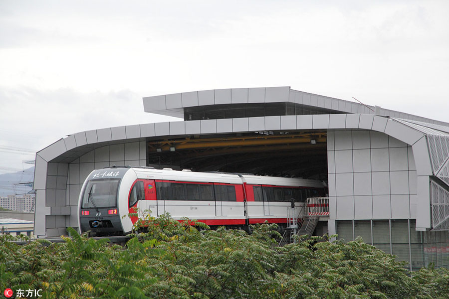 Trem de levita??o magnética realiza teste em condi??es atmosféricas adversas