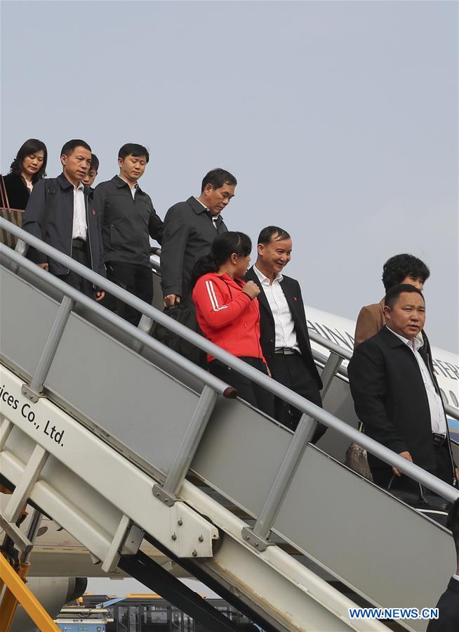 Delegados do 19o Congresso Nacional do PCCh chegam a Beijing