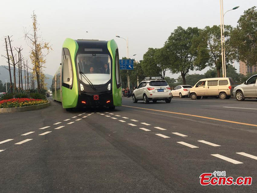 Hunan acolhe teste de ?nibus inteligente