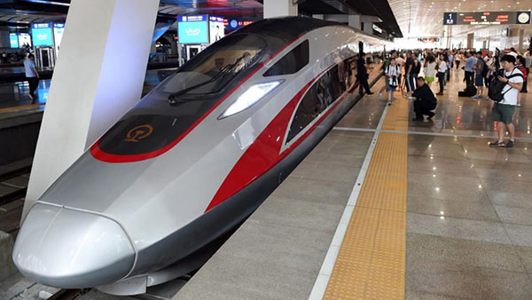 Após lan?amento de novo modelo de trem-bala, China come?a a projetar o seu sucessor