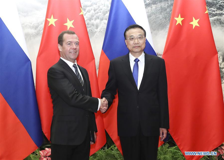 China e Rússia expandem coopera??o com assinatura de 20 acordos bilaterais