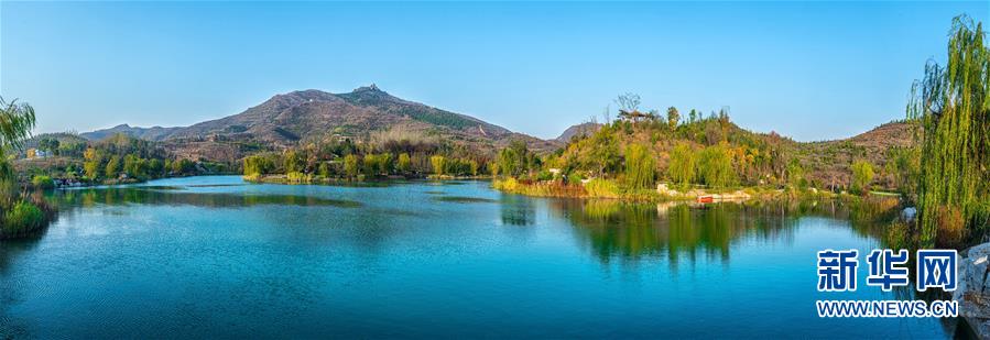 Montanha de atividade mineira abandonada transformada em parque ecológico em Hebei