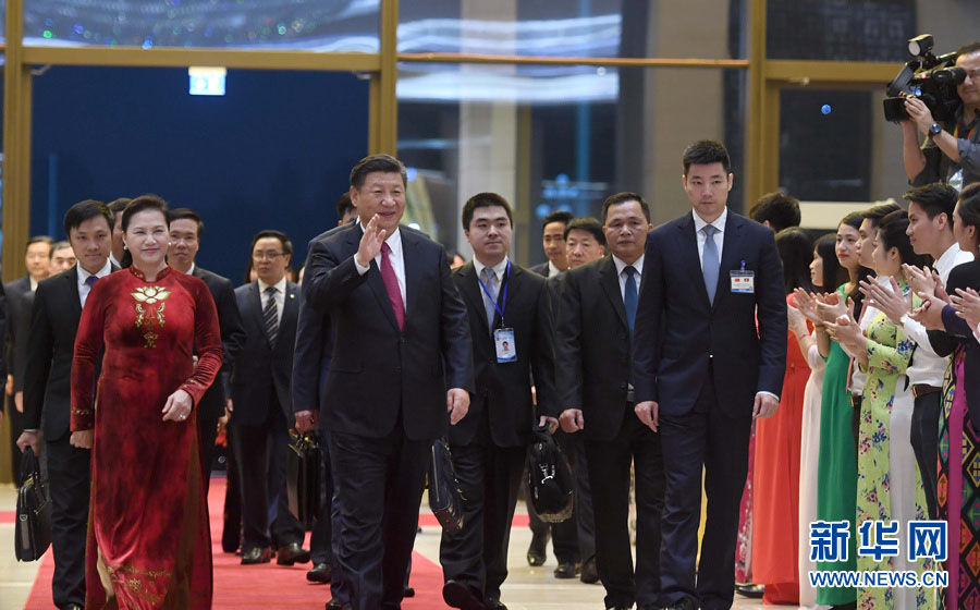 Xi pede que órg?os legislativos da China e Vietn? promovam intercambios em todos os níveis